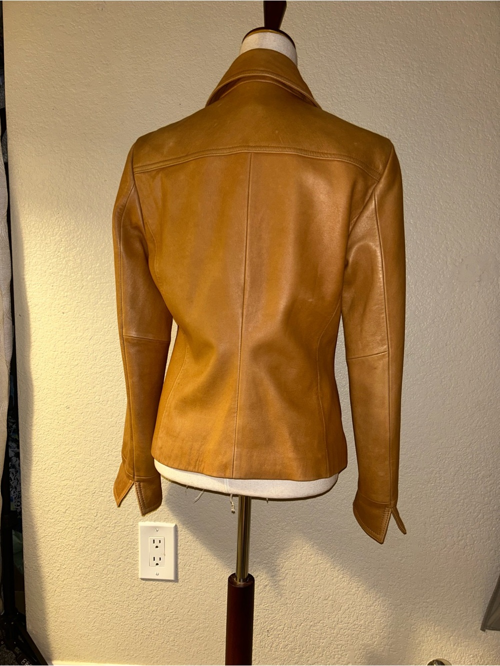 Vintage J Crew Tan Lamb Leather Jacket Size Medium - Picture 3 of 8